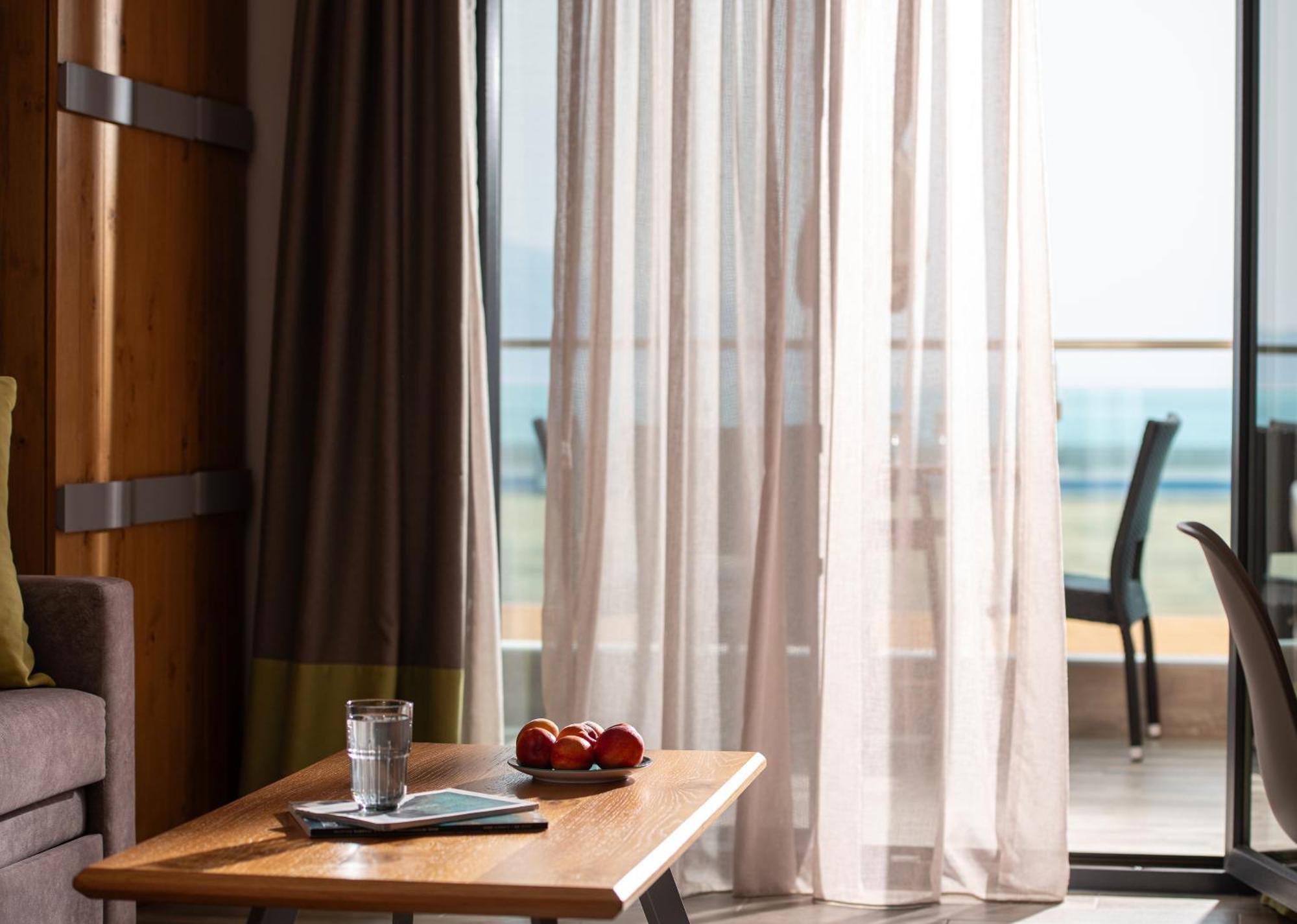 Vrahakia Apartment Sarti Bagian luar foto